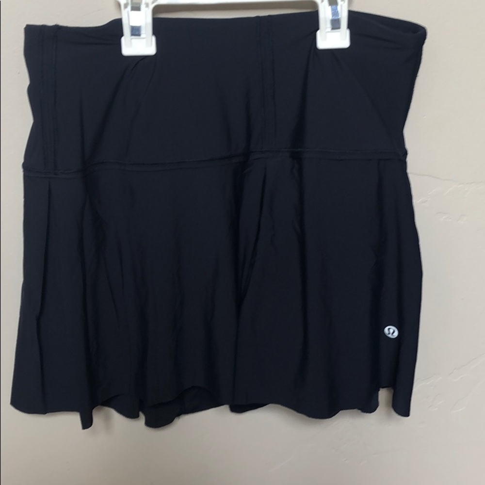 Navy lulu skirt